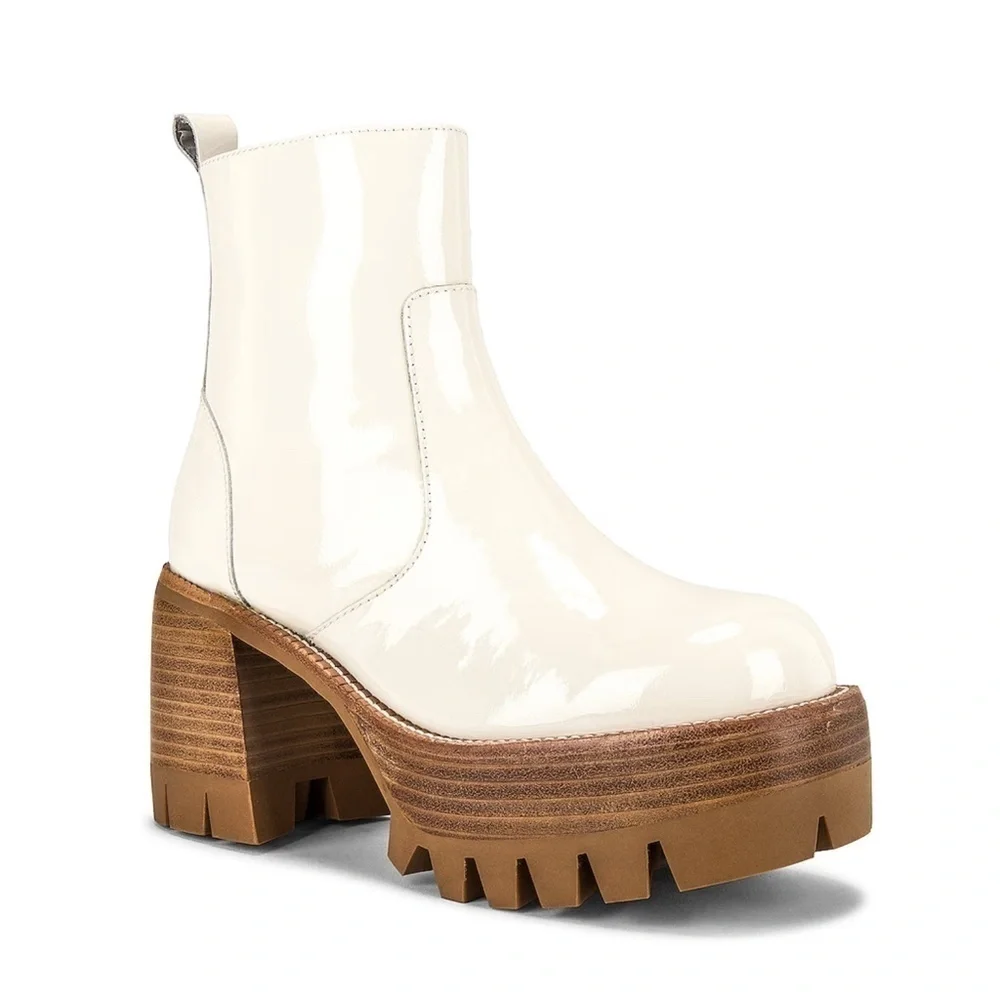 NIB Jeffrey Campbell Quavo Platform Lug Sole Boots in Ice Crinkle Patent…